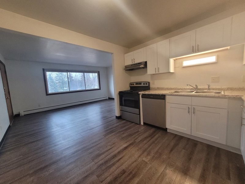 1303 Morris Avenue - 6 property image