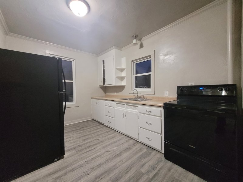401 Cass Street property image