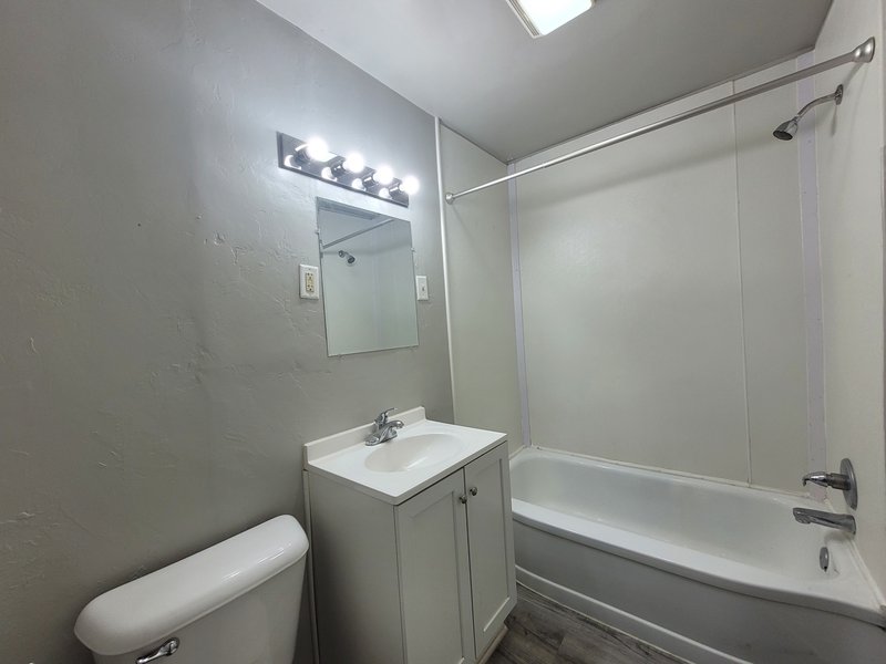 401 Cass Street property image
