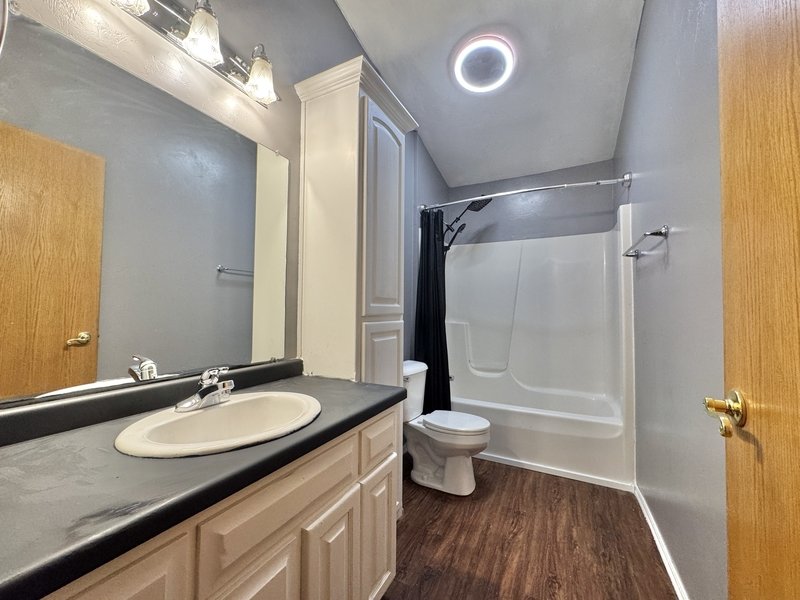 2941-2943 Popplewood Court - 2943 property image