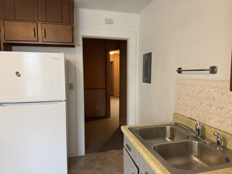 929 Jackson St - Upper property image