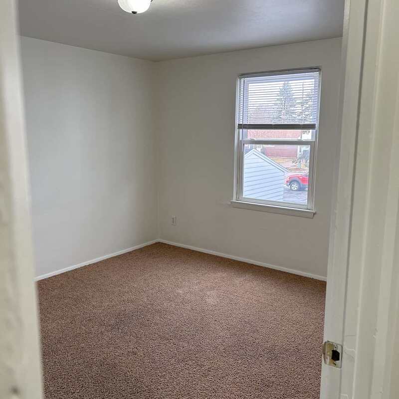 1095 Gillingham Road - D property image