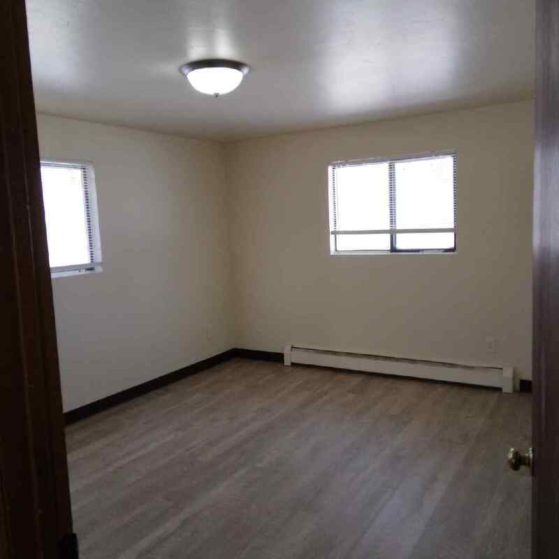 301 Leeland Street - 3 property image