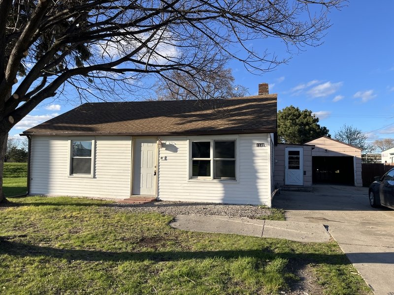 1139 Perrot Street property image