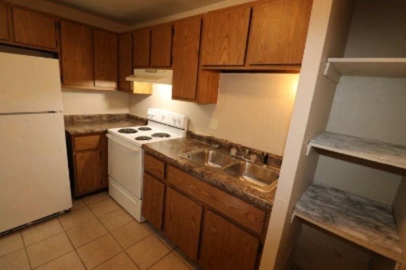 1534 Moraine Terrace - 4 property image