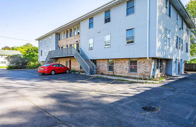 825 Wisconsin Street - 2D property image