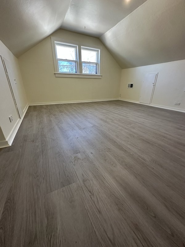 881 West Mason Street property image