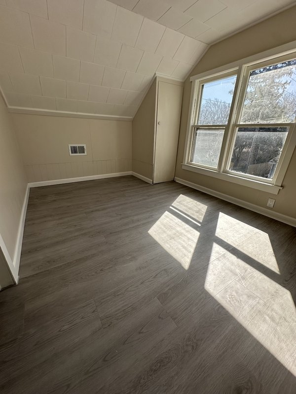 881 West Mason Street property image