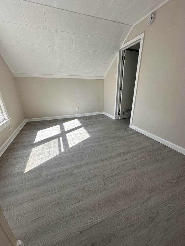 881 West Mason Street property image