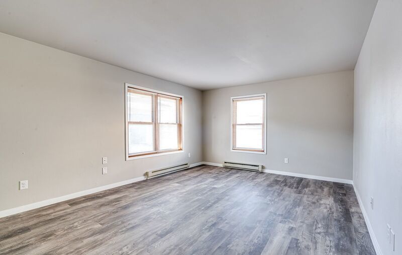 825 Wisconsin Street - 1B property image