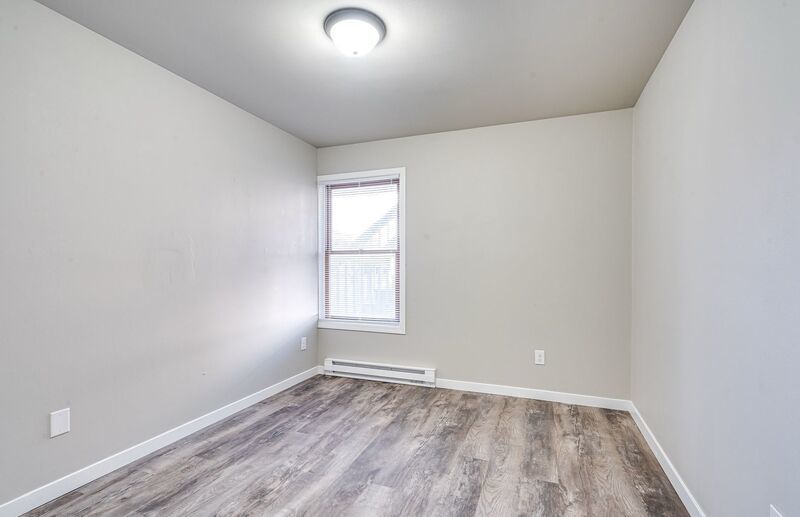 825 Wisconsin Street - 1B property image