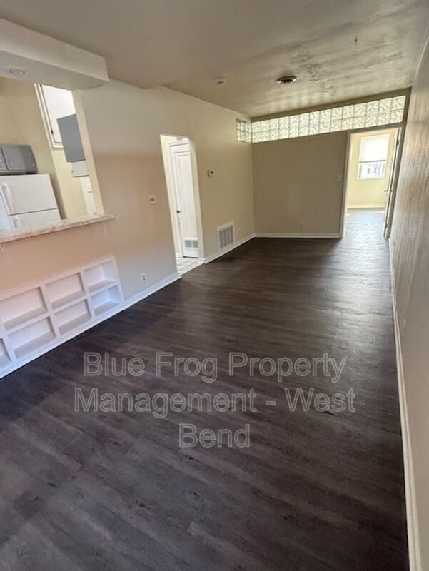 Updated 3 Bed for Rent in Downtown West Bend property image