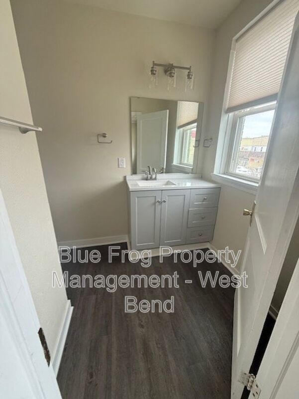 Updated 3 Bed for Rent in Downtown West Bend property image