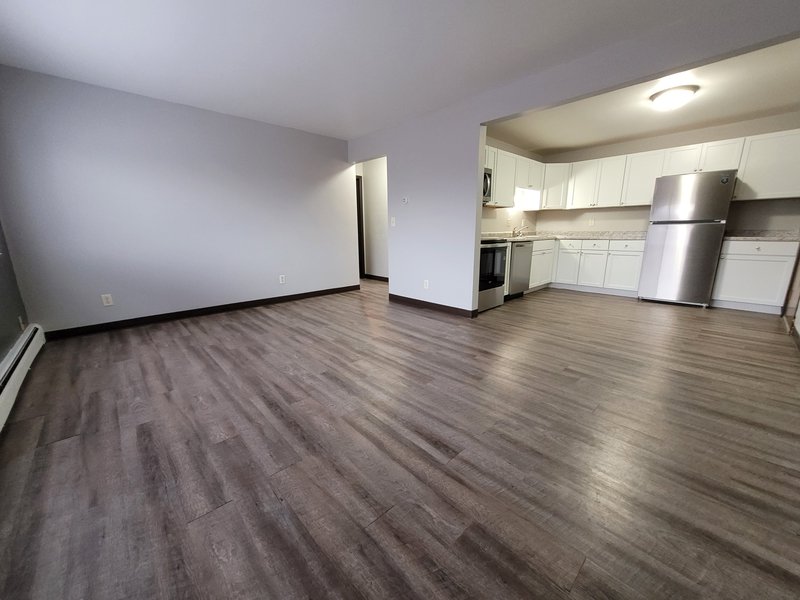 1303 Morris Avenue - 8 property image