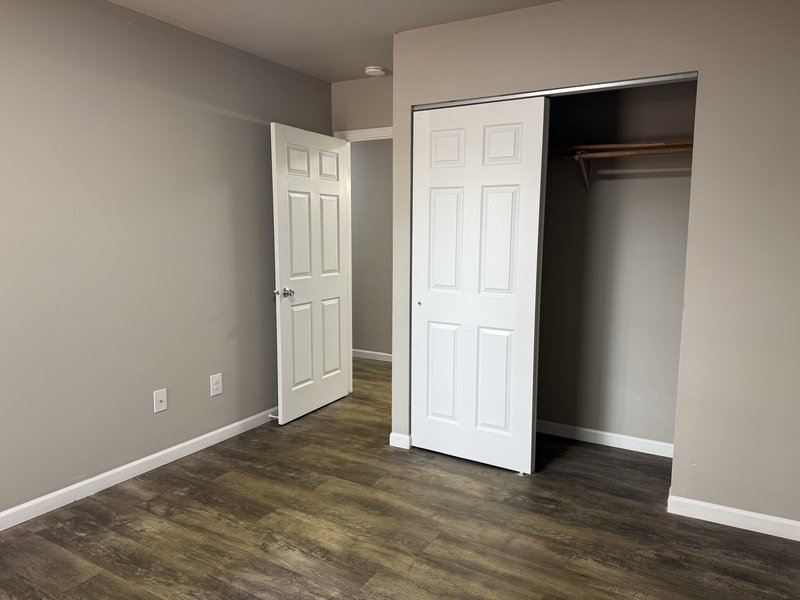 825 Wisconsin Street - 1B property image