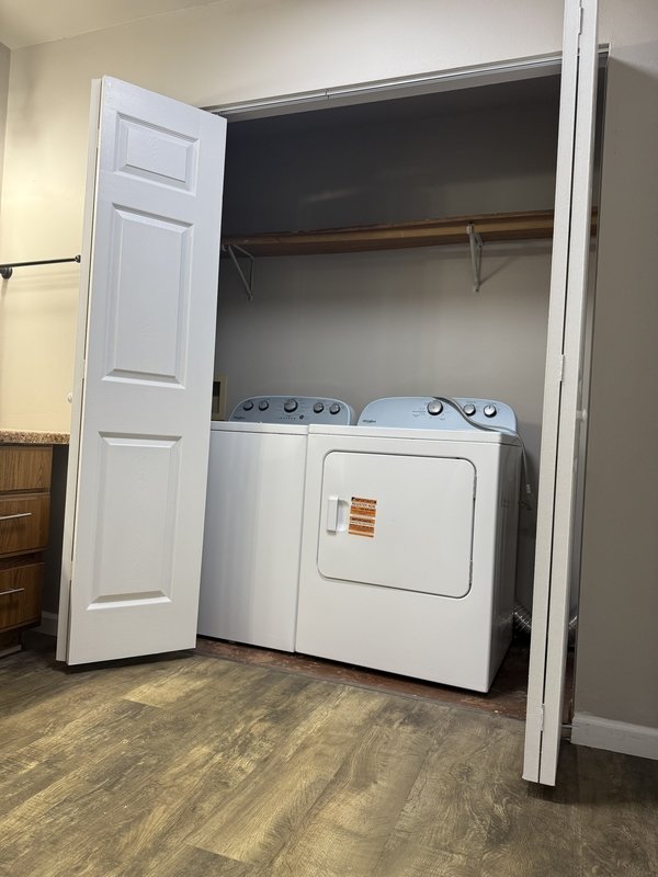 825 Wisconsin Street - 1B property image