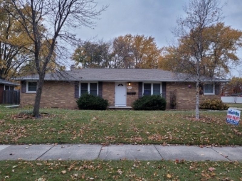 829 Voelker Street - 4 property image