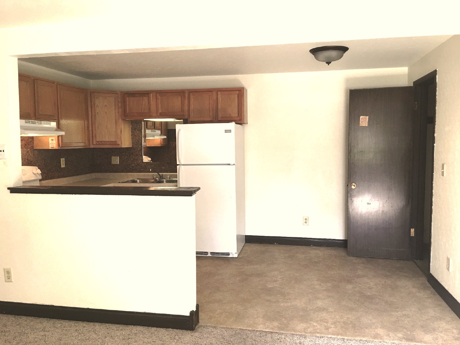 523 Spinnaker Lane - A property image