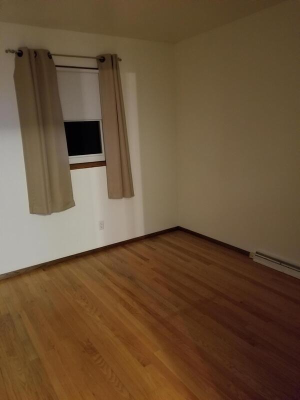 1097/1099 Laurel Court - 1099 property image