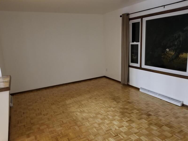 1097/1099 Laurel Court - 1099 property image