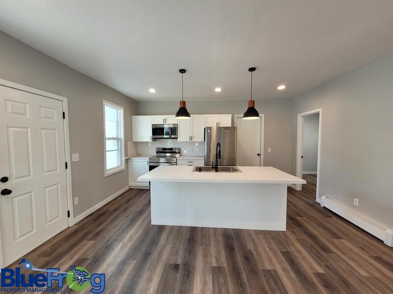 631 West 10th Avenue property image