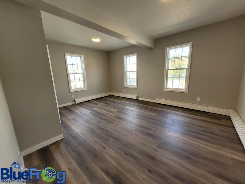 631 West 10th Avenue property image