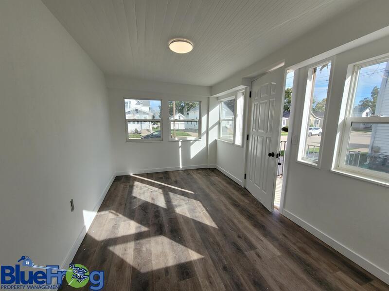 631 West 10th Avenue property image