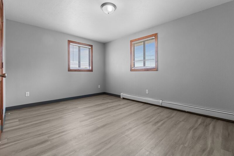 1550 Moraine Terrace - 3 property image