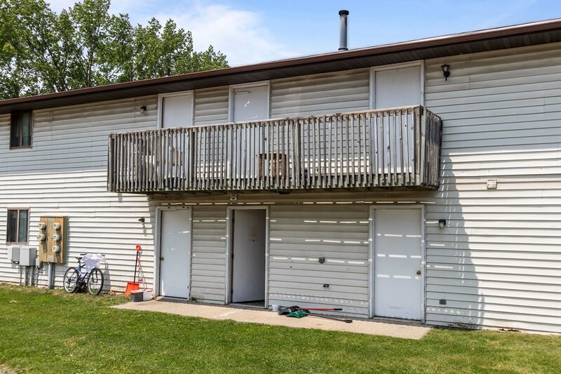 1550 Moraine Terrace - 3 property image