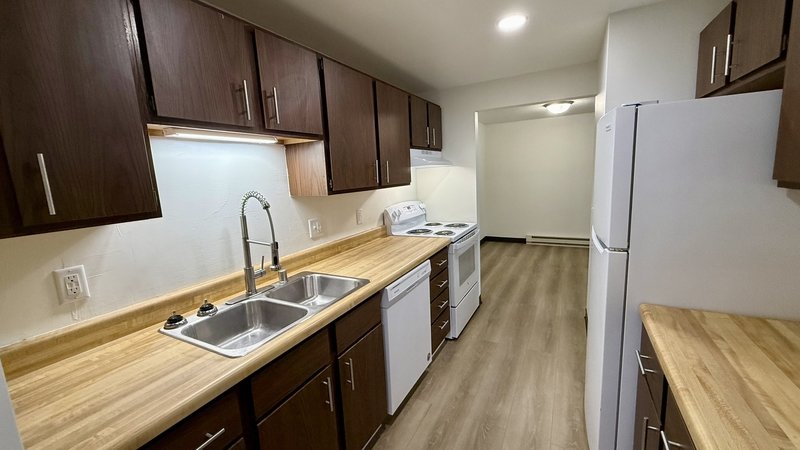 1818 School Street - a property image