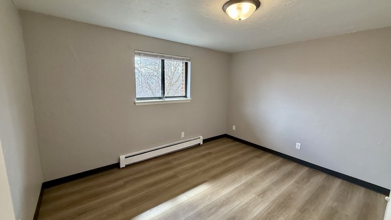 2752 Humboldt Road - 14 property image