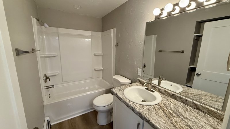 2752 Humboldt Road - 14 property image