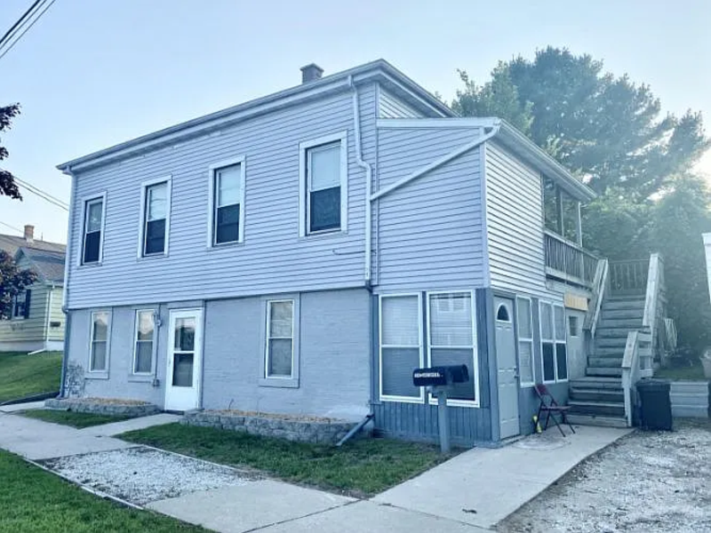 2012 East River Street - Lower property image