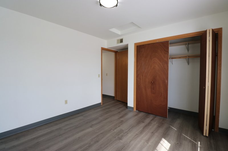 2216 Valley Road property image