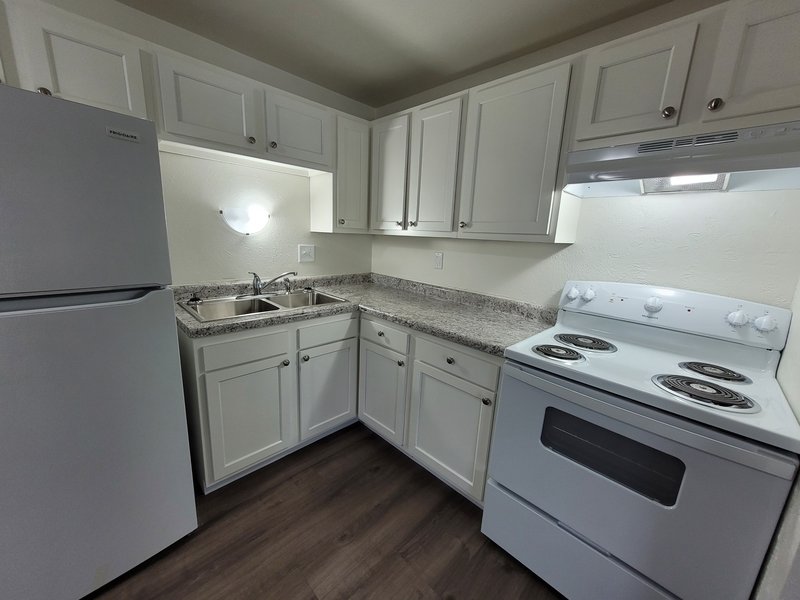 545 Spinnaker Lane - F property image