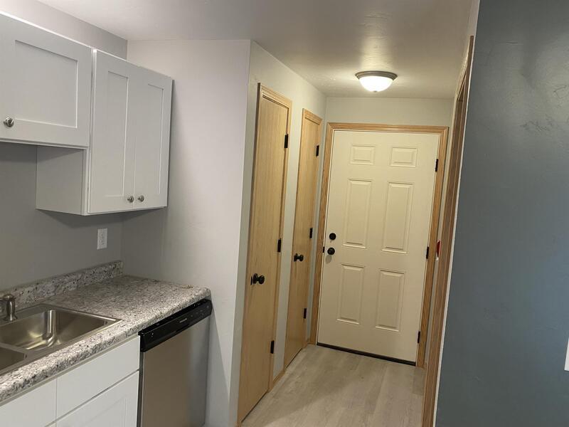 301 Leeland Street - 7 property image