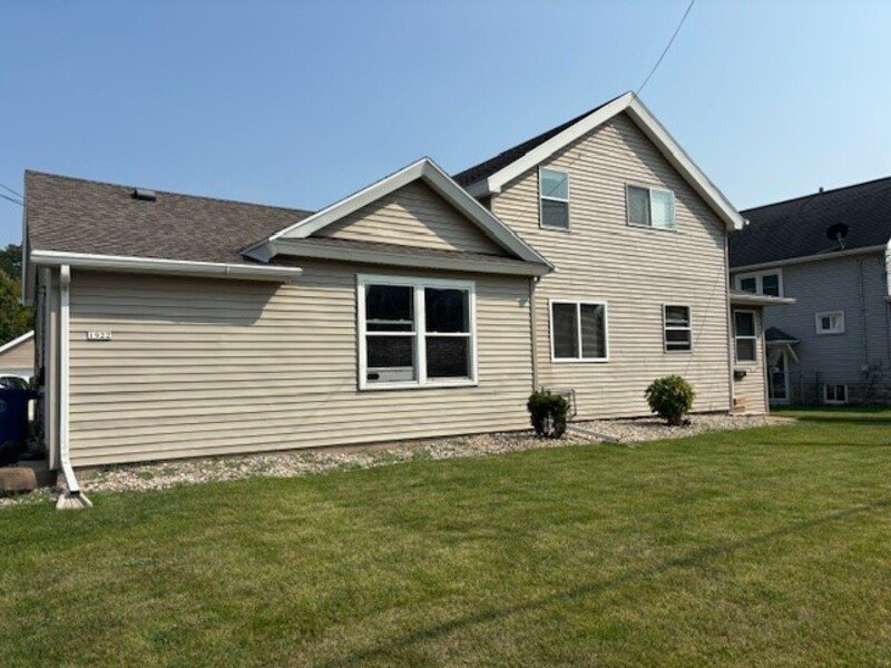 1922/1928 Oregon Street - 1922 property image