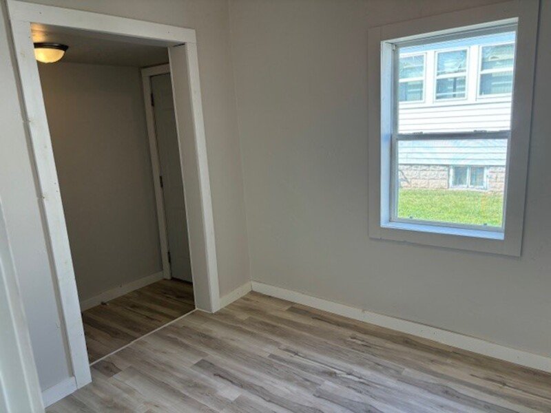 1922/1928 Oregon Street - 1922 property image