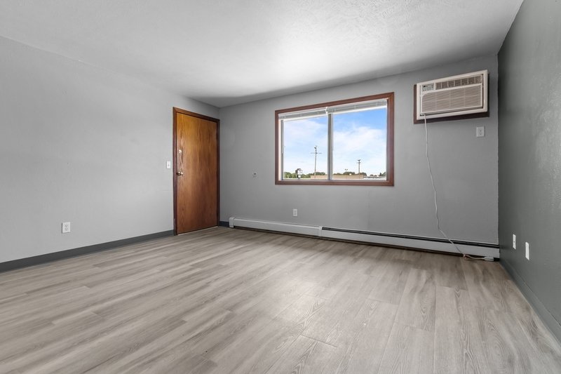 1534 Moraine Terrace - 1 property image