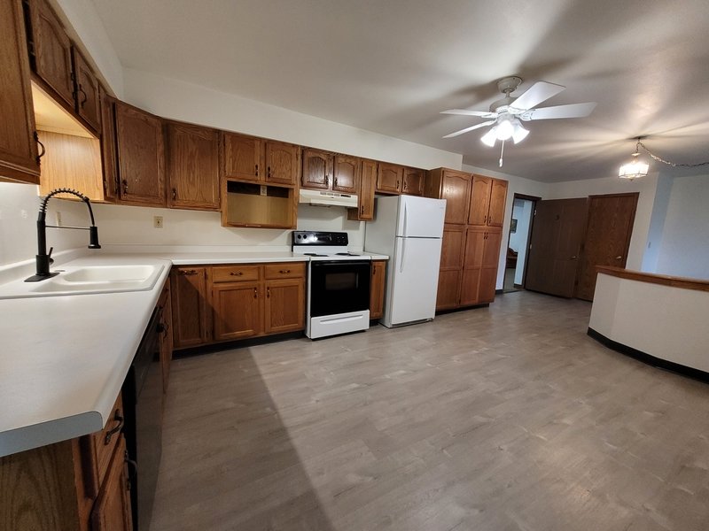 220 Robbins Street - 5 property image