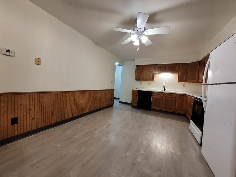 220 Robbins Street - 5 property image