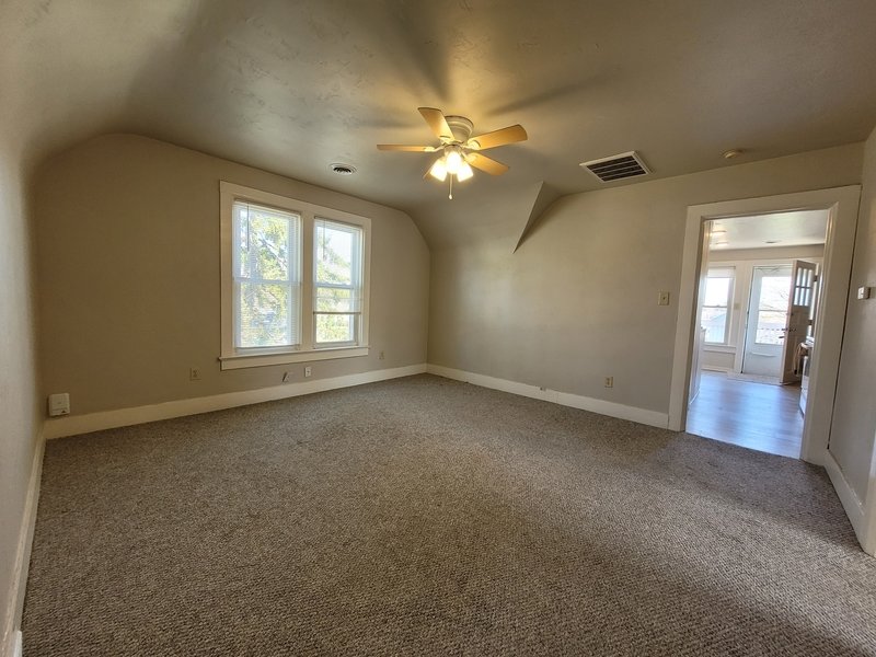 1612 North Appleton Street - 1612 1/2 property image