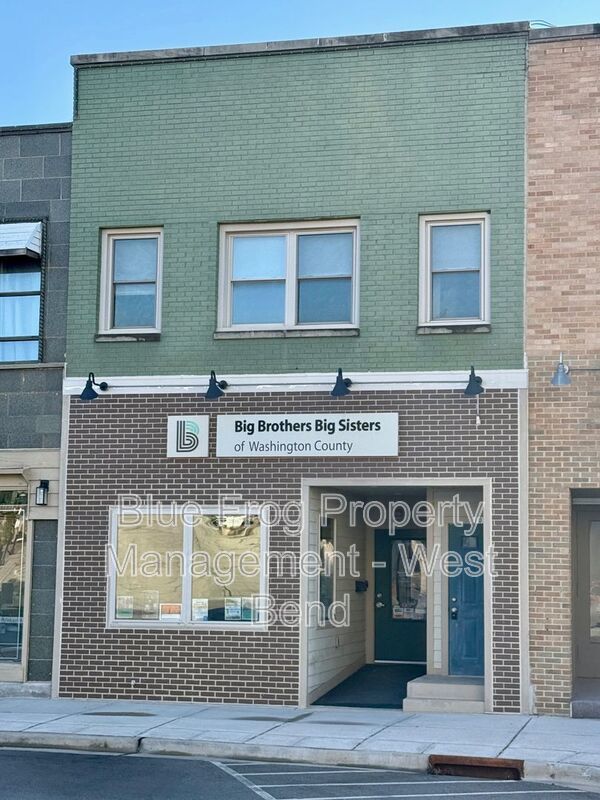 Updated 3 Bed for Rent in Downtown West Bend property image