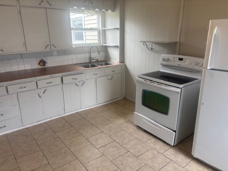 1611 Ontario Avenue - Lower property image