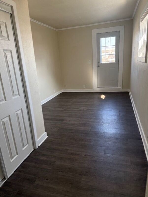 Updated 3 Bed for Rent in Downtown West Bend property image