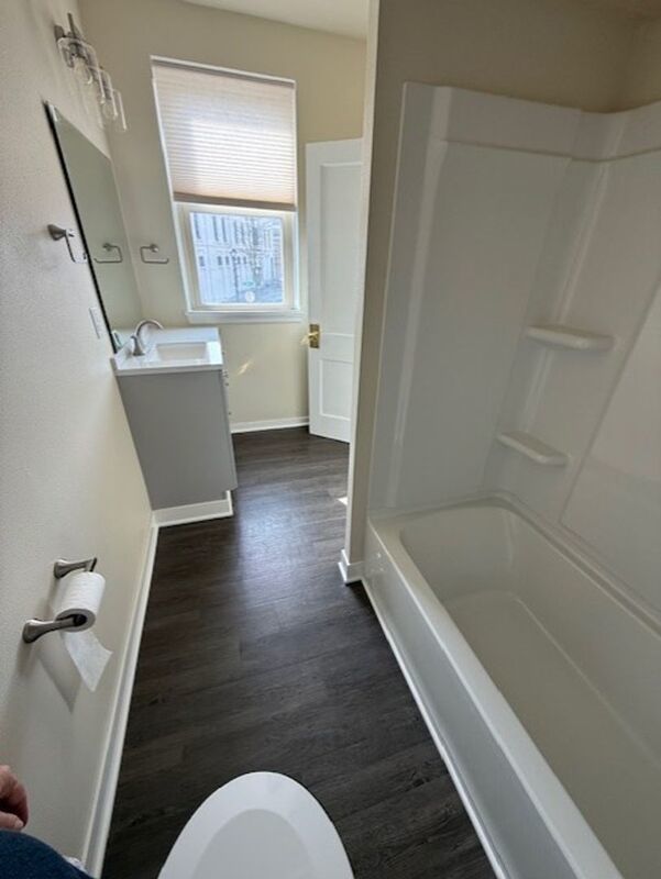 Updated 3 Bed for Rent in Downtown West Bend property image