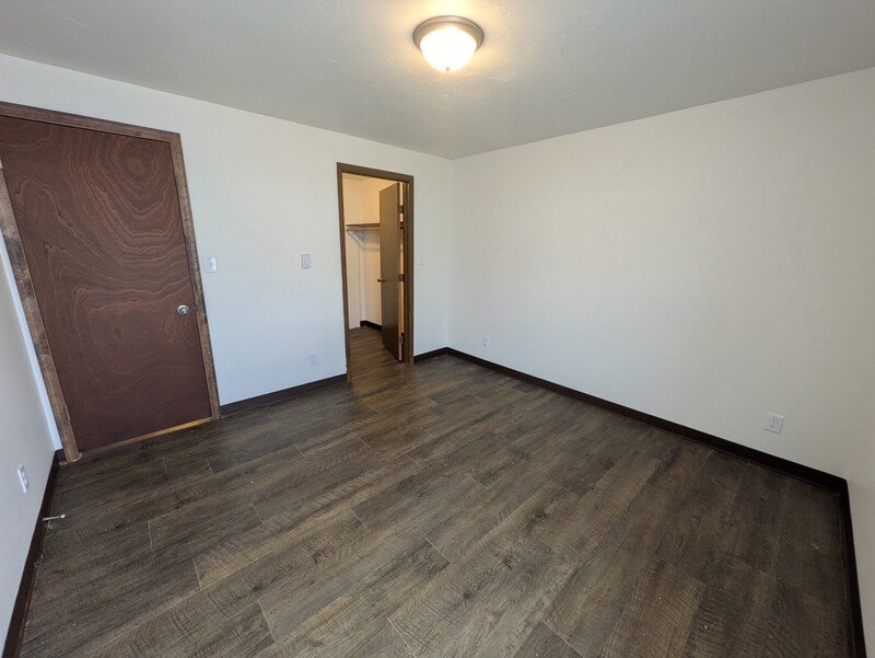 1818 School Street - c property image