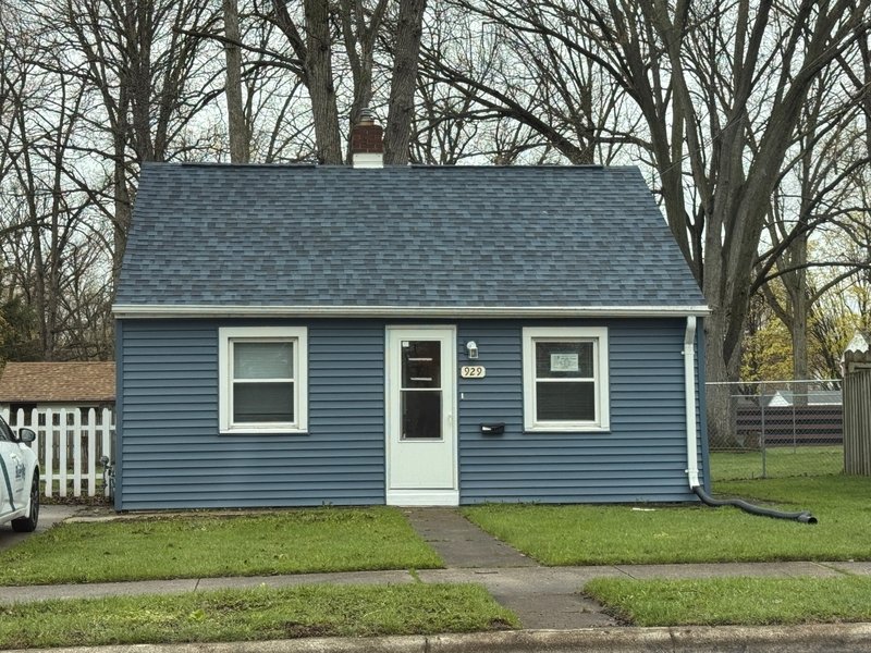 929 Biemeret Street property image