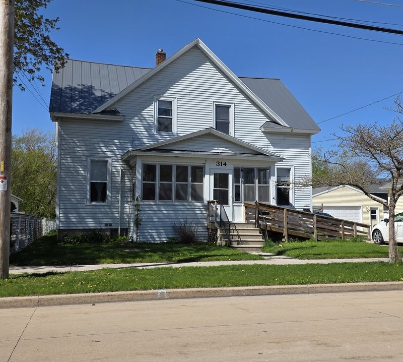 314 West 19th Avenue - Upper property image