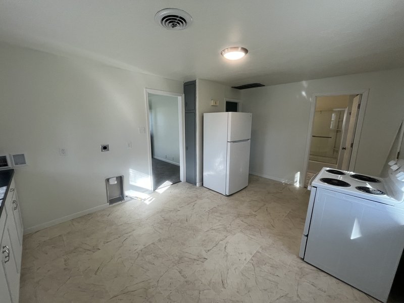 929 Biemeret Street property image